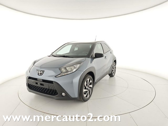 TOYOTA Aygo X Grigio scuro metallizzato