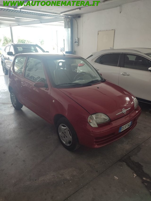 FIAT Seicento Rosso pastello