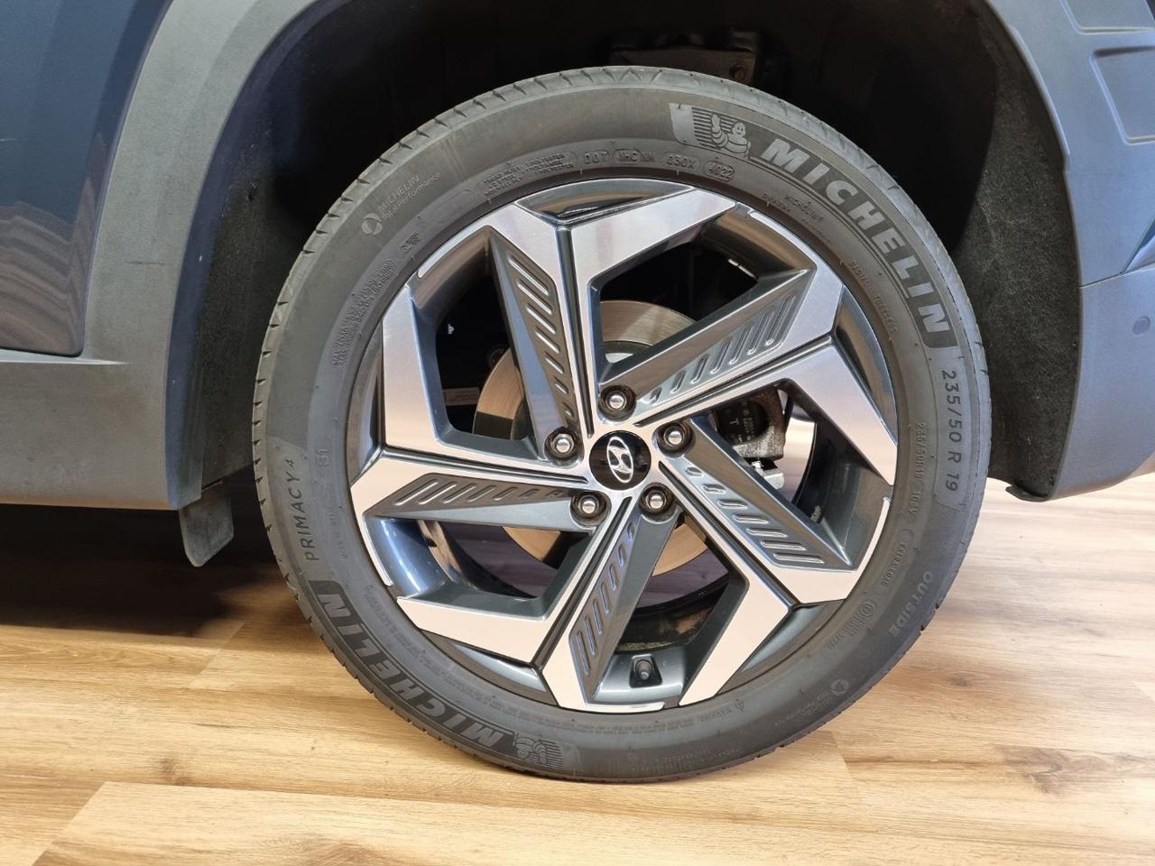 HYUNDAI Tucson 1.6 HEV aut. Exellence - 16