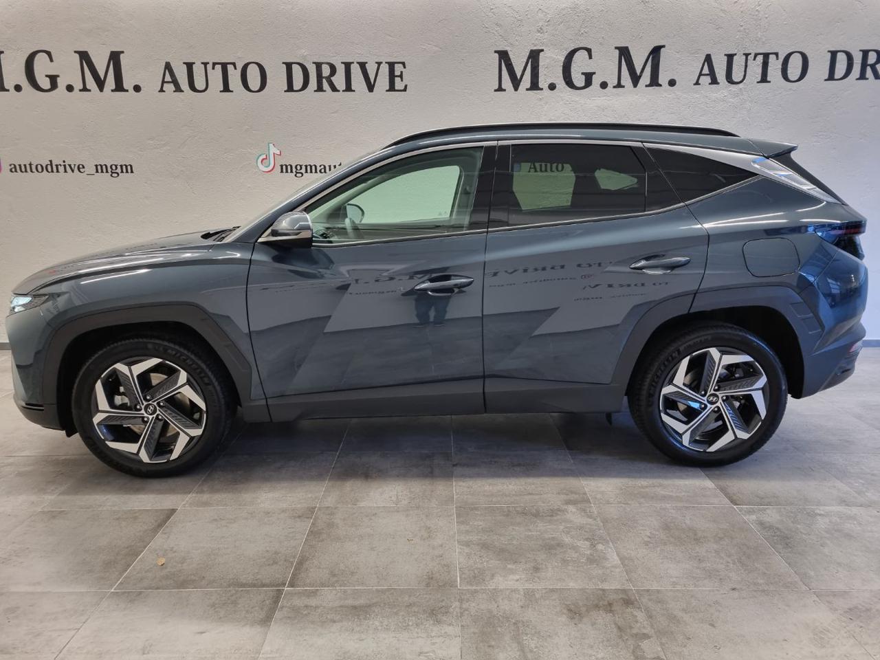 HYUNDAI Tucson 1.6 HEV aut. Exellence - 2