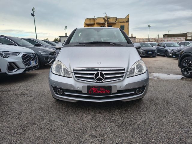 MERCEDES-BENZ A 180 Grigio argento perlato