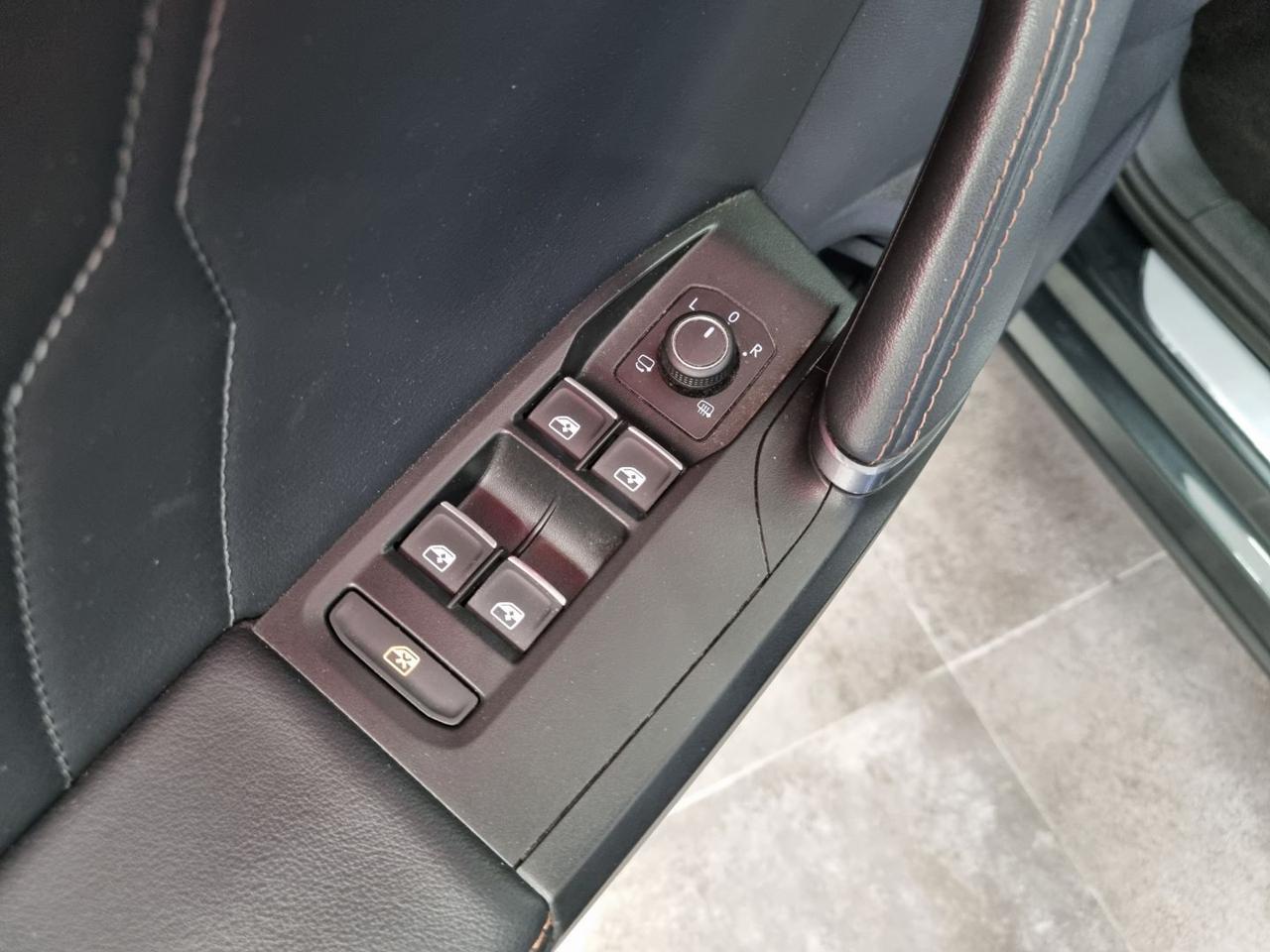 CUPRA Formentor 1.4 e-Hybrid DSG - 27