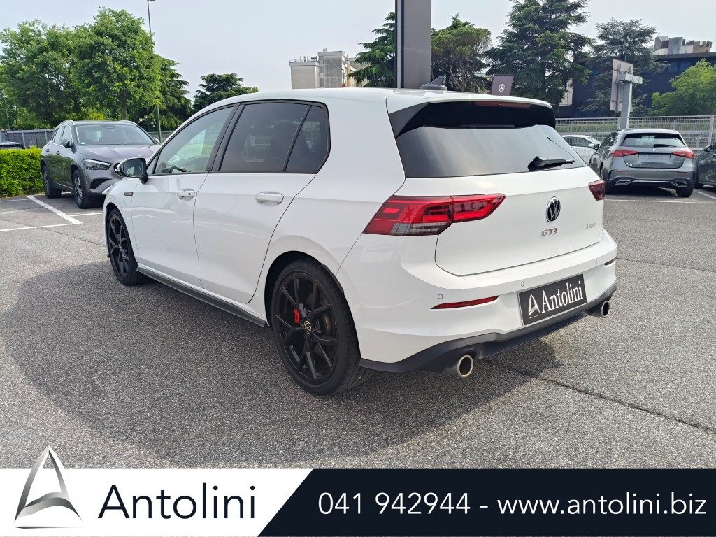 Scopri un'occasione autoVOLKSWAGEN Golf 2.0 TSI DSG GTI "CERCHI 19* GOLF R"da Antolini Venezia Mestre (VE)