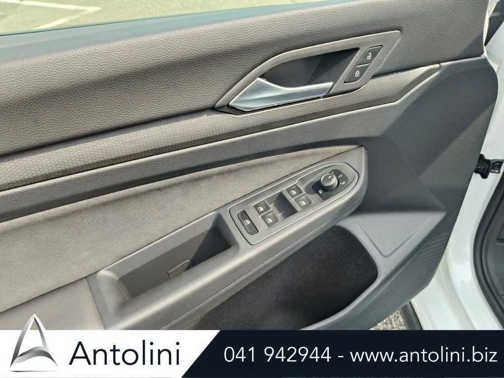 Scopri un'occasione autoVOLKSWAGEN Golf 2.0 TSI DSG GTI "CERCHI 19* GOLF R"da Antolini Venezia Mestre (VE)