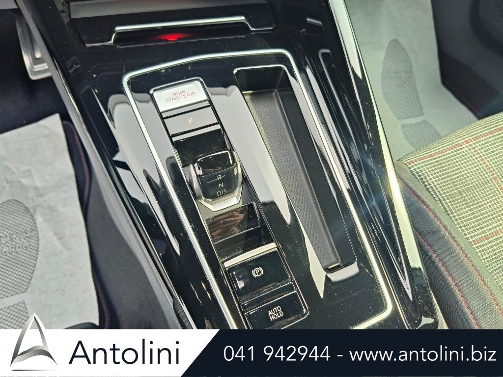 Scopri un'occasione autoVOLKSWAGEN Golf 2.0 TSI DSG GTI "CERCHI 19* GOLF R"da Antolini Venezia Mestre (VE)