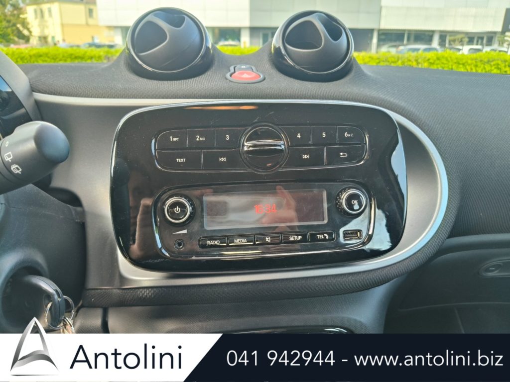 Scopri un'occasione autoSMART ForFour 70 1.0 Passionda Antolini Venezia Mestre (VE)