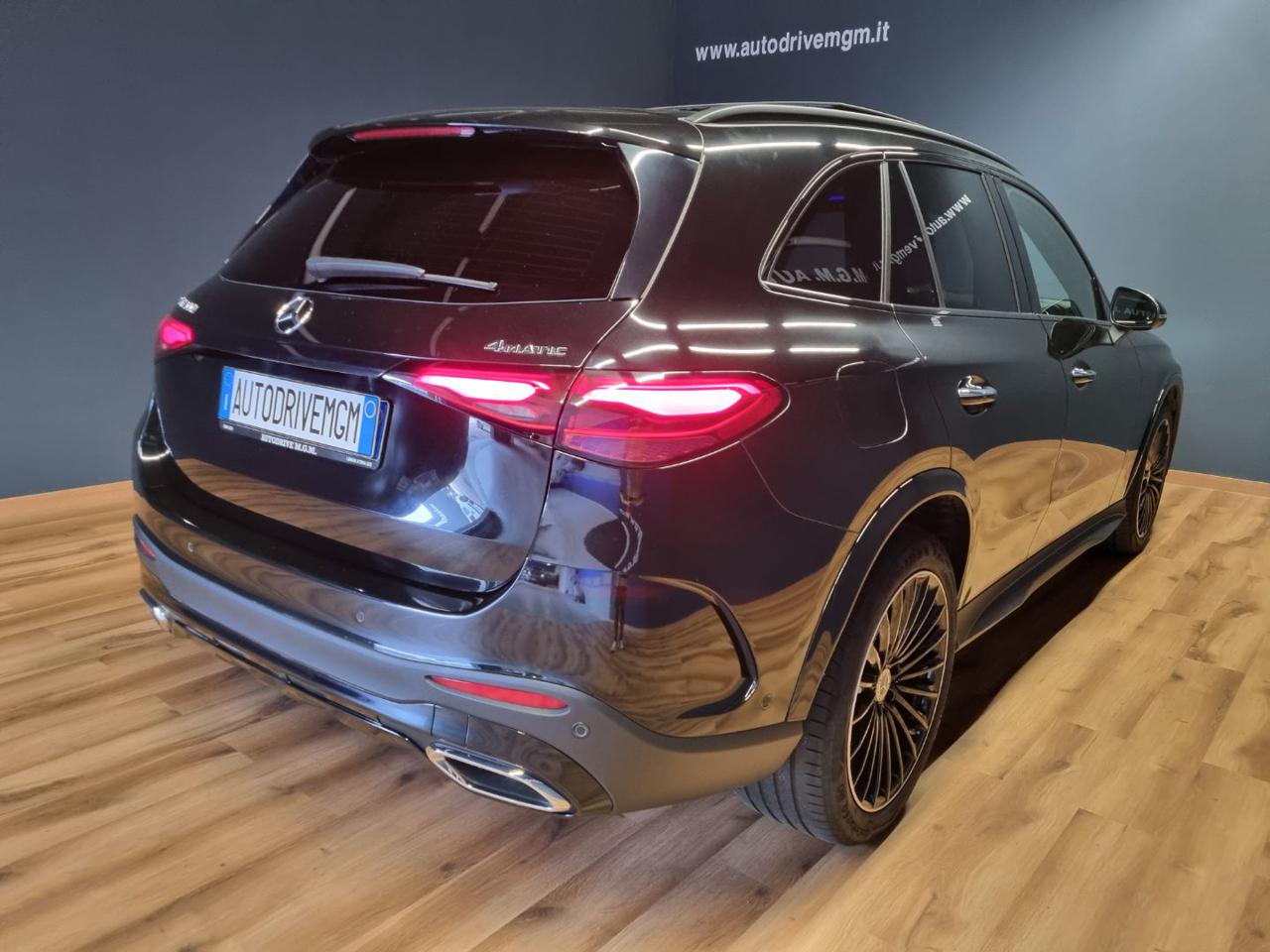 MERCEDES-BENZ GLC 300 4Matic Mild Hybrid AMG Line Premium - 30