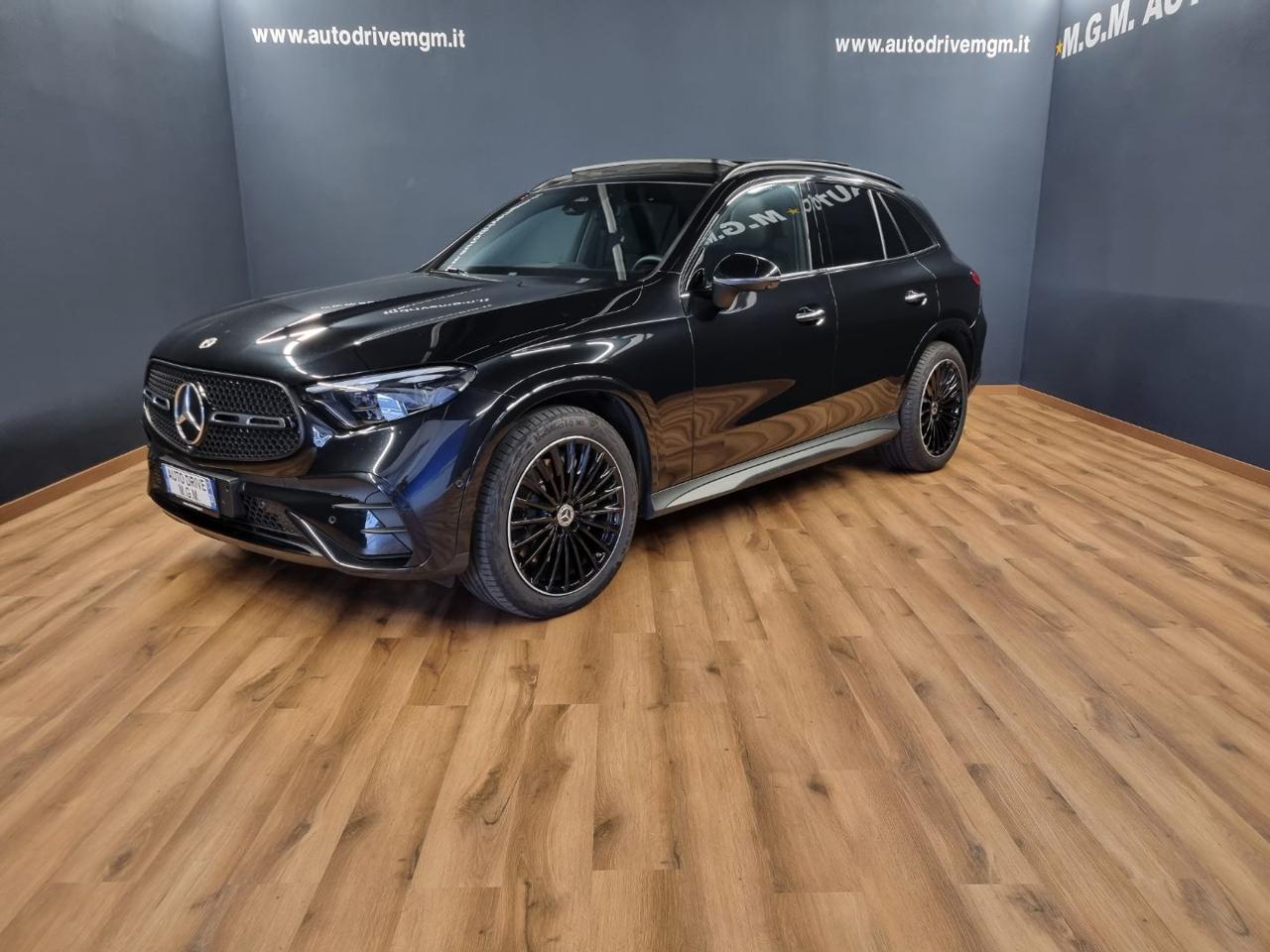 MERCEDES-BENZ GLC 300 4Matic Mild Hybrid AMG Line Premium - 34
