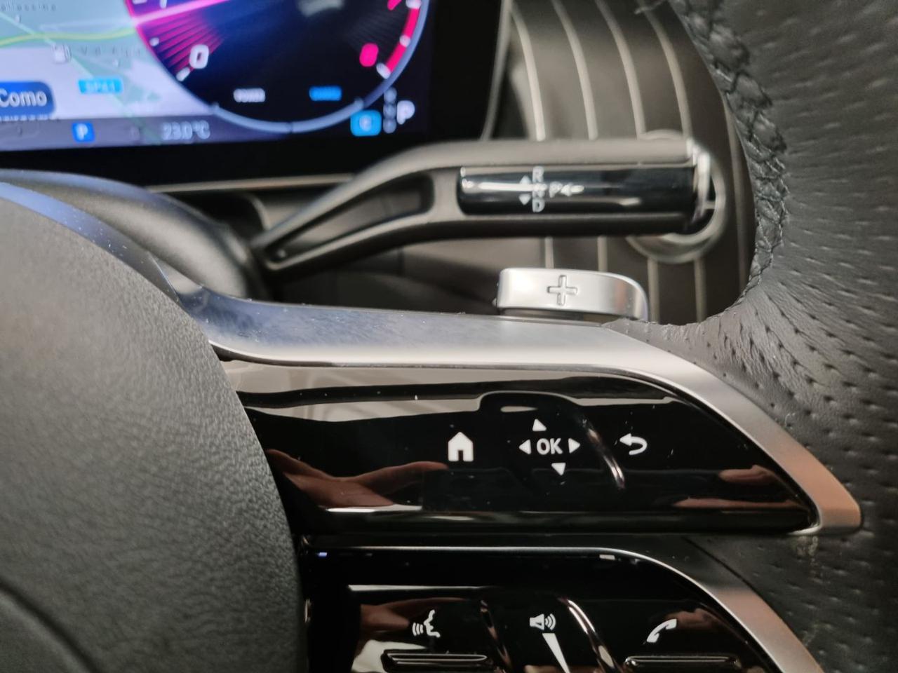MERCEDES-BENZ GLC 300 4Matic Mild Hybrid AMG Line Premium - 29