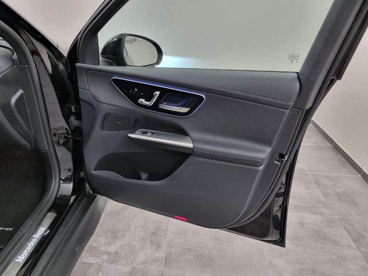 MERCEDES-BENZ GLC 300 4Matic Mild Hybrid AMG Line Premium - 37