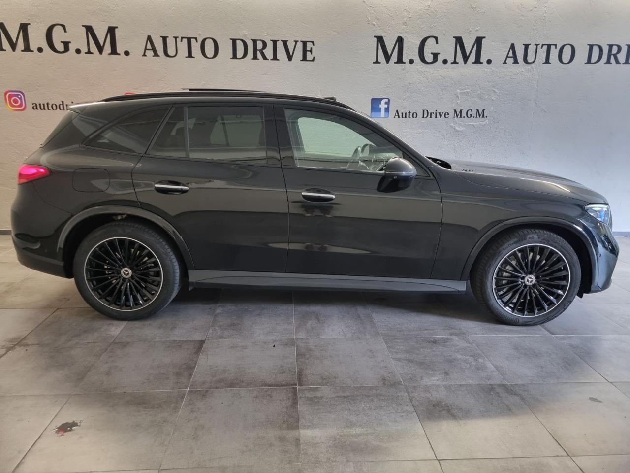 MERCEDES-BENZ GLC 300 4Matic Mild Hybrid AMG Line Premium - 4