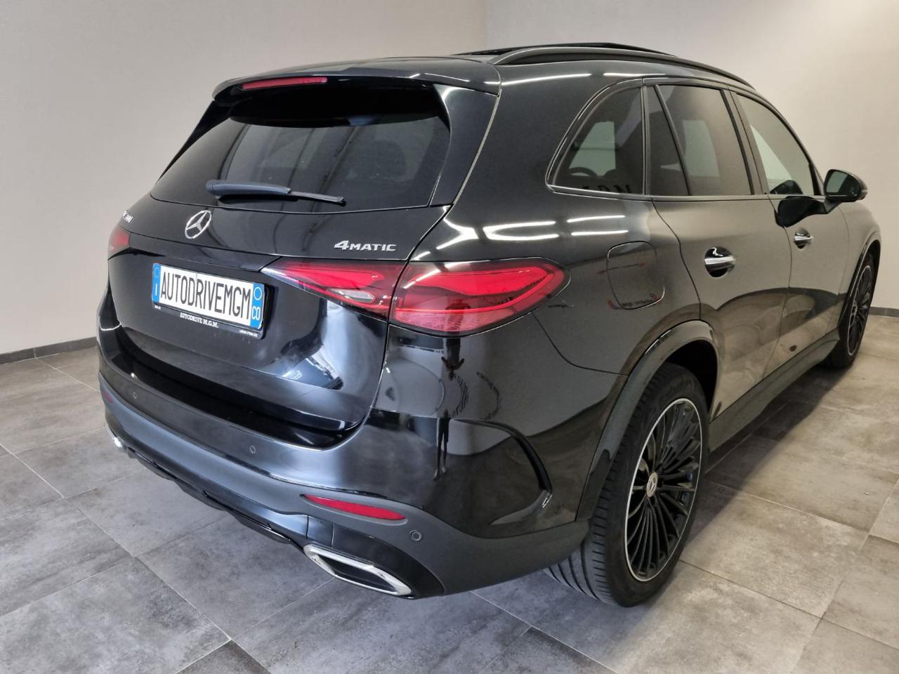 MERCEDES-BENZ GLC 300 4Matic Mild Hybrid AMG Line Premium - 19