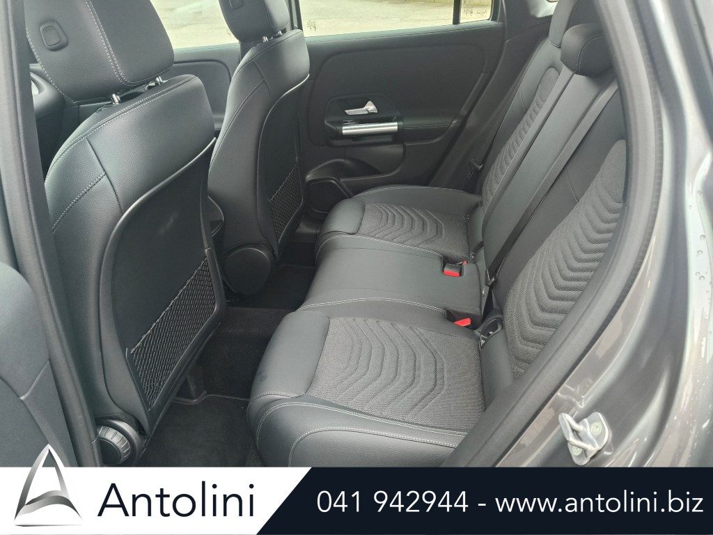 Scopri un'occasione autoMERCEDES-BENZ GLA 180 Automatic Progressive Advanced Plus *SOLO 8.332 KMda Antolini Venezia Mestre (VE)