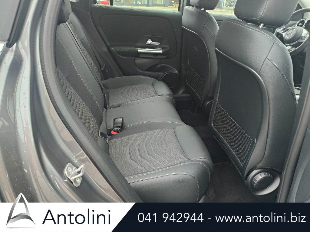 Scopri un'occasione autoMERCEDES-BENZ GLA 180 Automatic Progressive Advanced Plus *SOLO 8.332 KMda Antolini Venezia Mestre (VE)