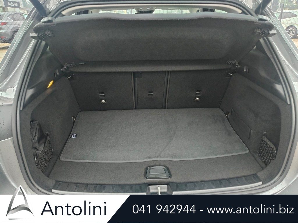 Scopri un'occasione autoMERCEDES-BENZ GLA 180 Automatic Progressive Advanced Plus *SOLO 8.332 KMda Antolini Venezia Mestre (VE)