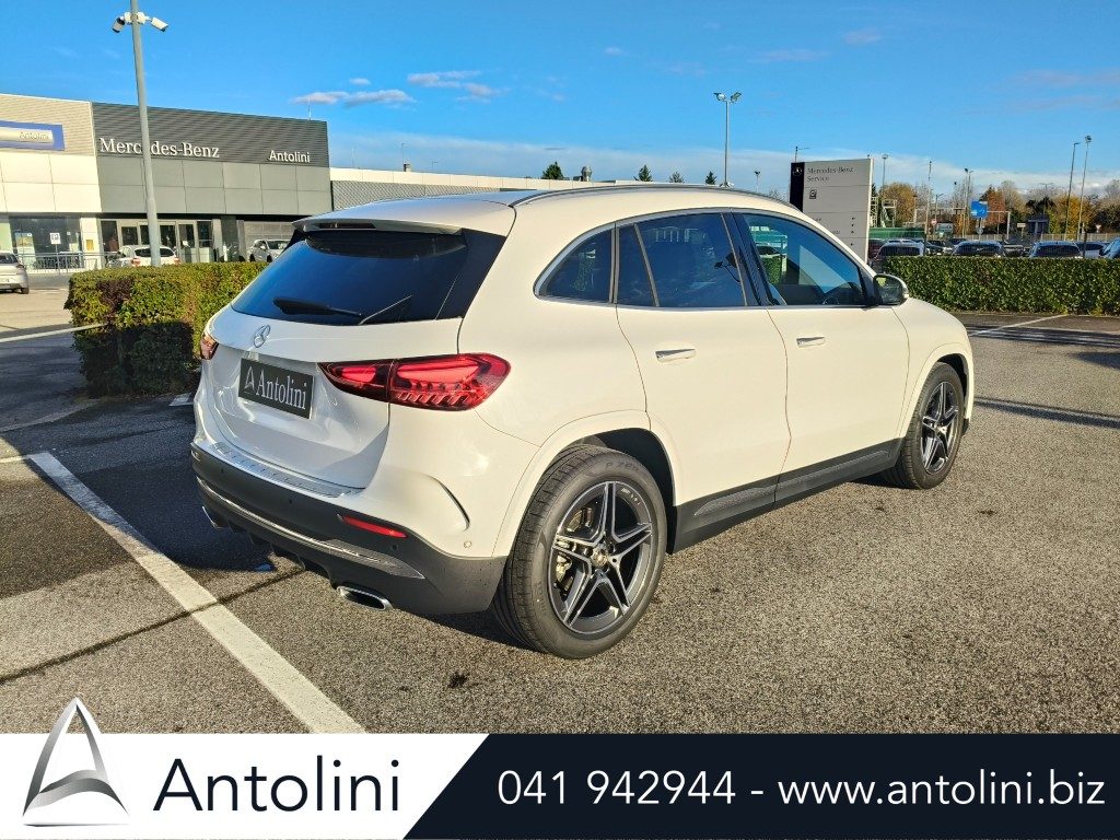 Scopri un'occasione autoMERCEDES-BENZ GLA 200 Automatic AMG Line Advanced Plus *SOLO 9.518 KM*da Antolini Venezia Mestre (VE)