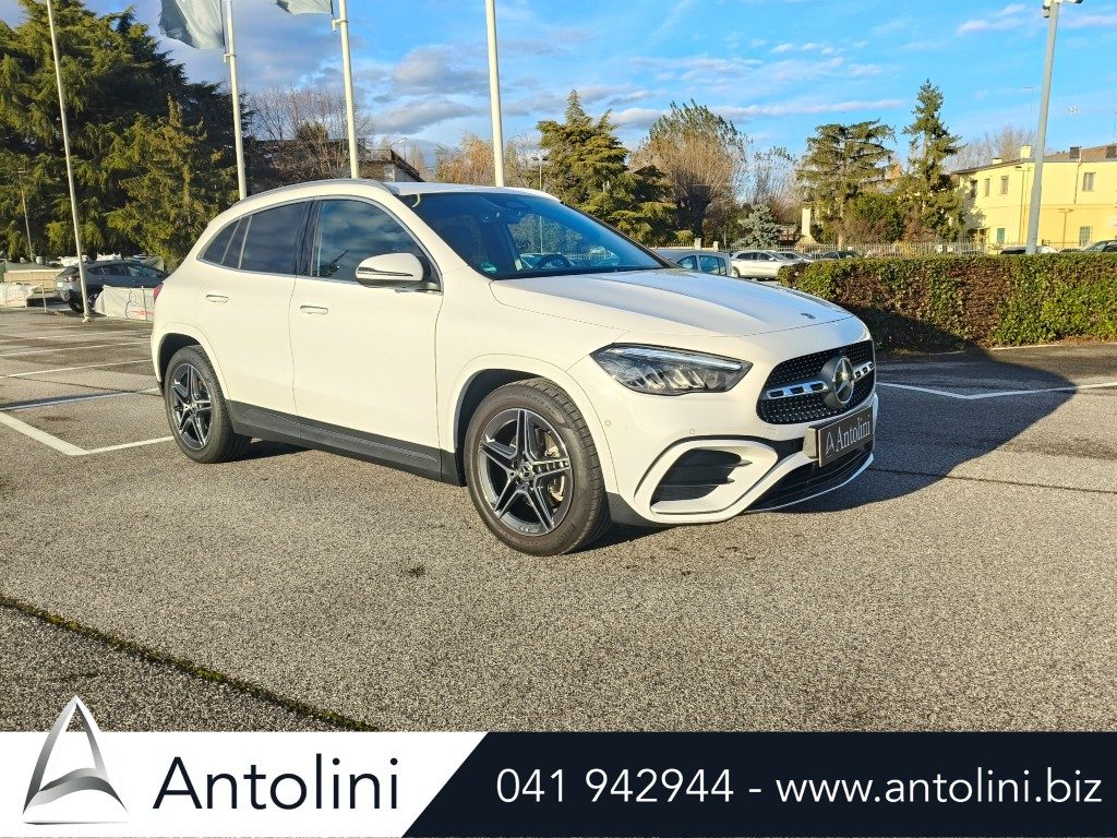 Scopri un'occasione autoMERCEDES-BENZ GLA 200 Automatic AMG Line Advanced Plus *SOLO 9.518 KM*da Antolini Venezia Mestre (VE)