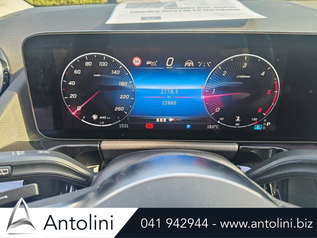Scopri un'occasione autoMERCEDES-BENZ GLA 180 d Autom. Progressive Advanced "TETTO PANORAMICO"da Antolini Venezia Mestre (VE)
