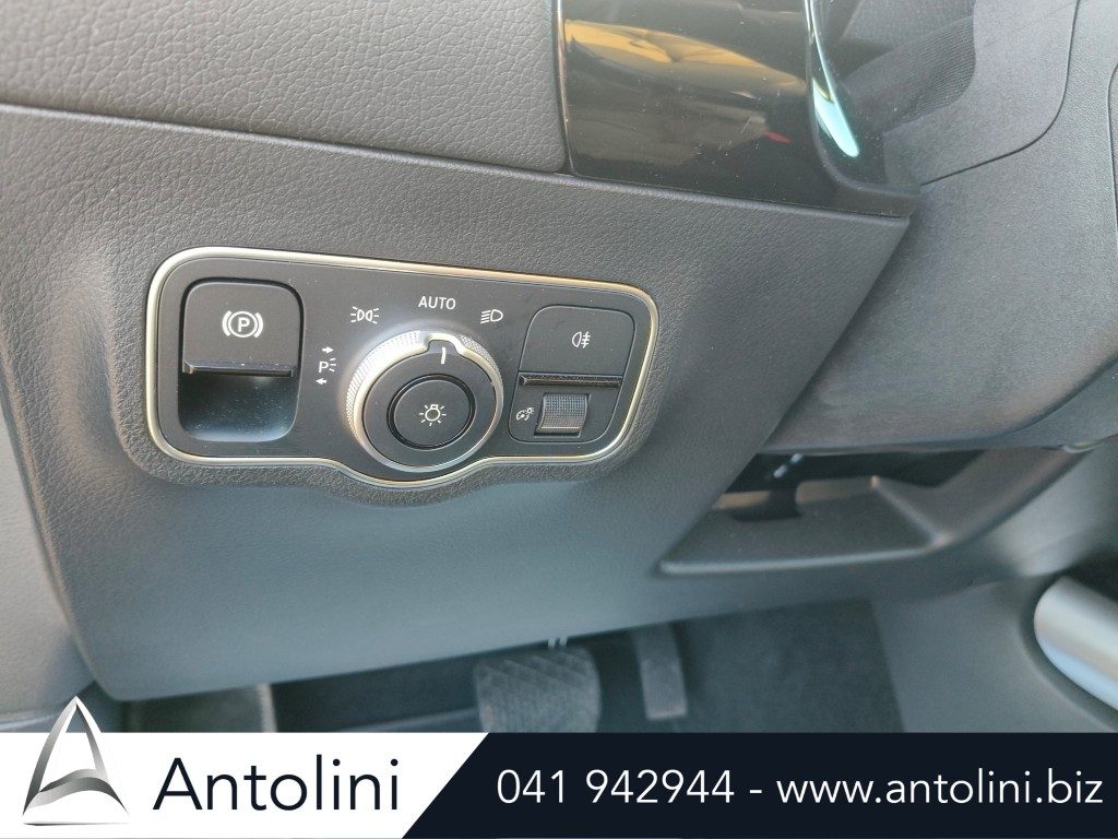 Scopri un'occasione autoMERCEDES-BENZ GLA 200 d Automatic Progressive Advancedda Antolini Venezia Mestre (VE)