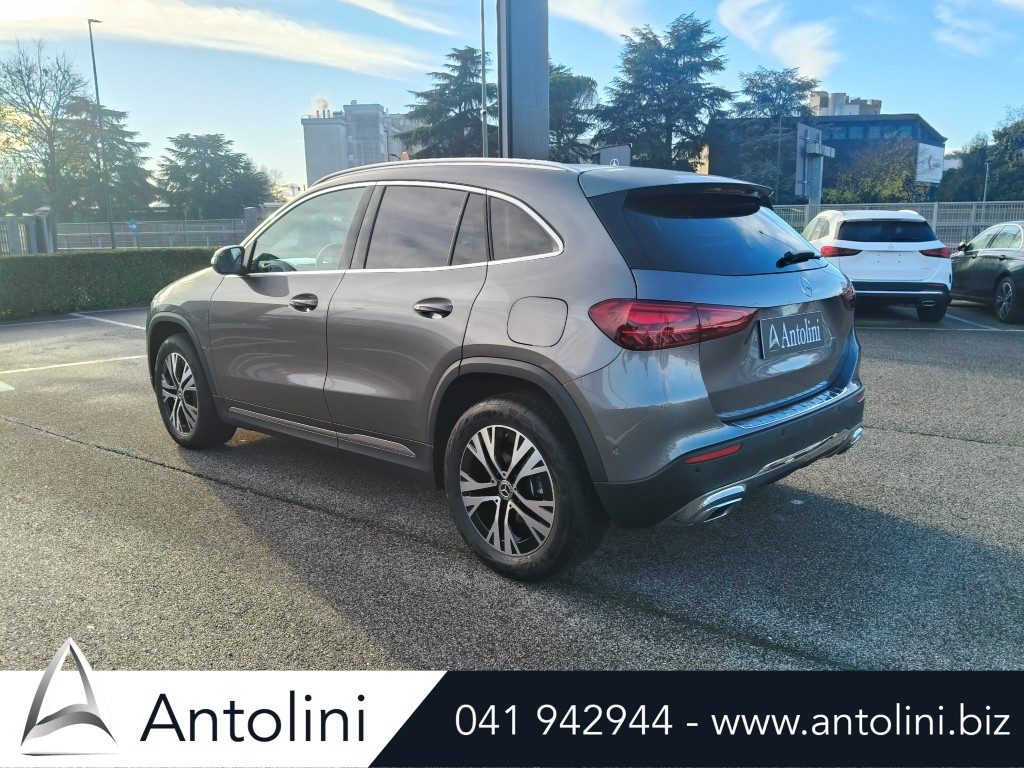 Scopri un'occasione autoMERCEDES-BENZ GLA 200 d Automatic Progressive Advancedda Antolini Venezia Mestre (VE)