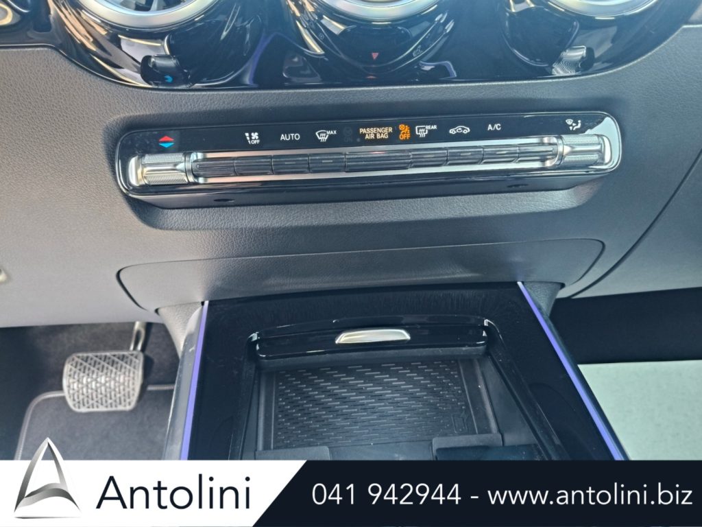 Scopri un'occasione autoMERCEDES-BENZ GLA 200 d Automatic Progressive Advancedda Antolini Venezia Mestre (VE)