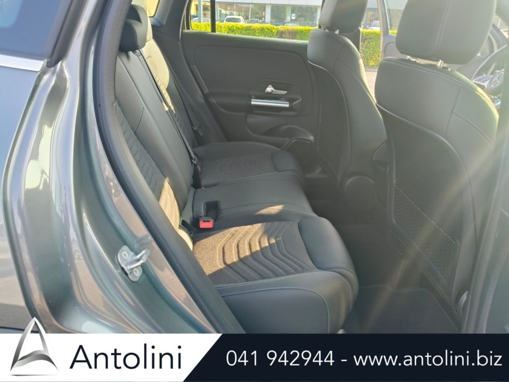 Scopri un'occasione autoMERCEDES-BENZ GLA 200 d Automatic Progressive Advancedda Antolini Venezia Mestre (VE)