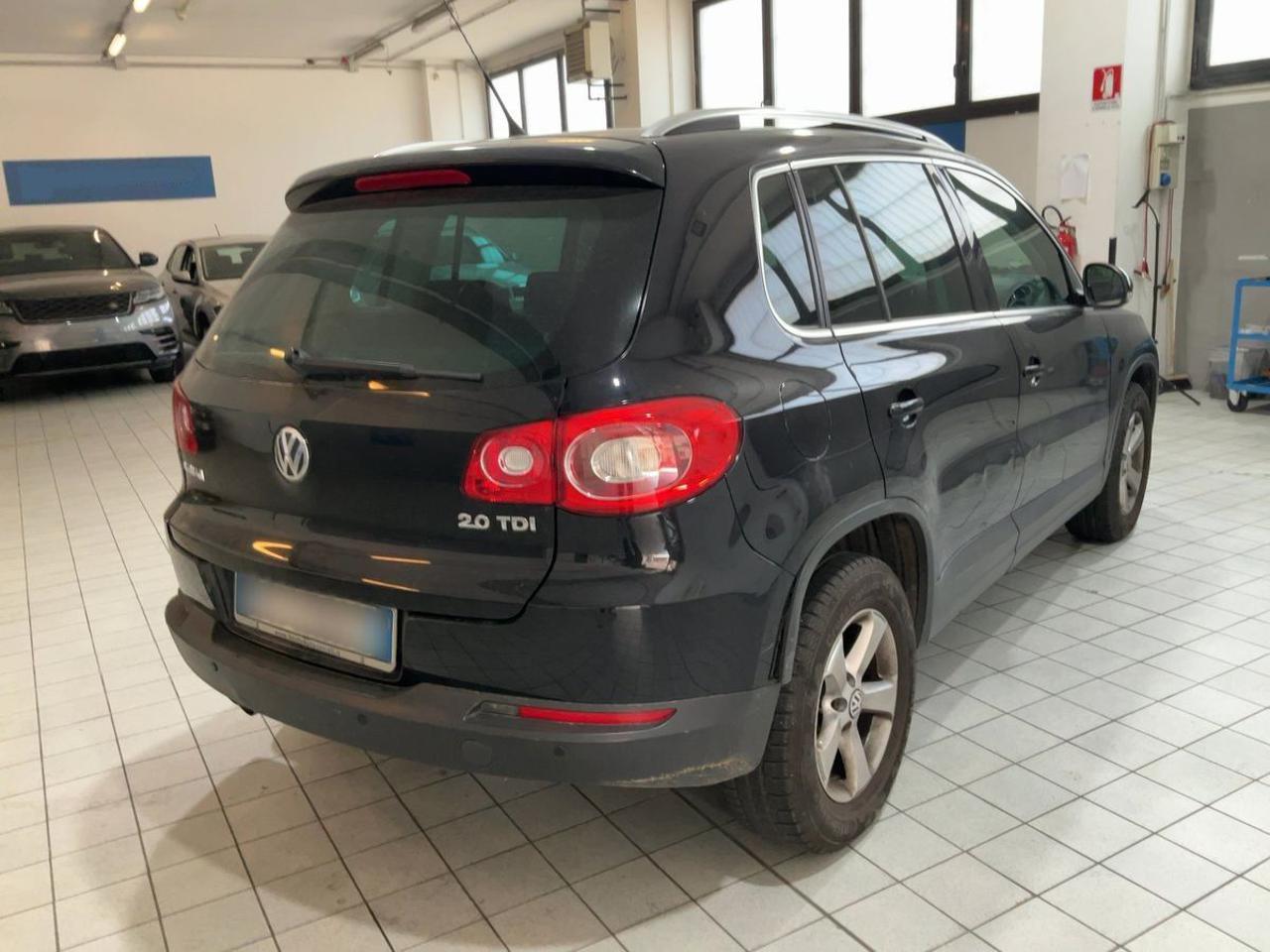 VOLKSWAGEN Tiguan 2.0 16V TDI 4Motion Sport & Style - 6