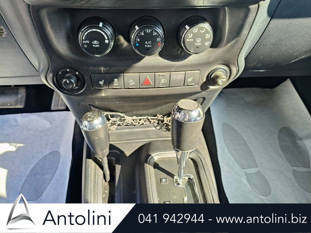Scopri un'occasione autoJEEP Wrangler 2.8 CRD DPF Sahara Autoda Antolini Venezia Mestre (VE)