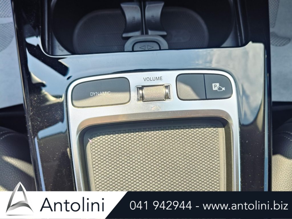 Scopri un'occasione autoMERCEDES-BENZ A 180 Automatic Progressive Advanced "PACK NIGHT"da Antolini Venezia Mestre (VE)