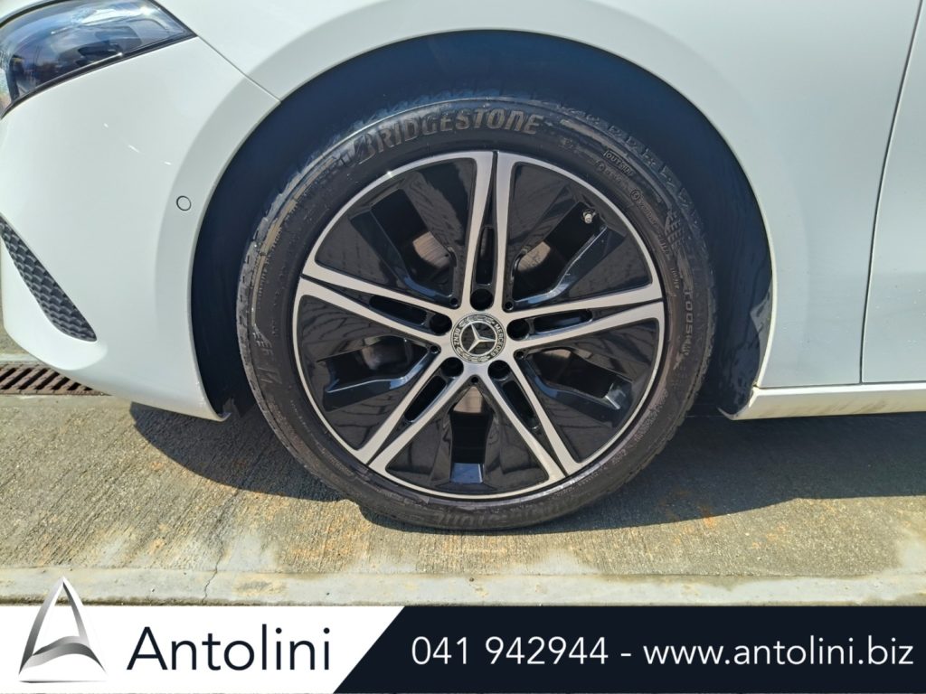 Scopri un'occasione autoMERCEDES-BENZ A 180 Automatic Progressive Advanced "PACK NIGHT"da Antolini Venezia Mestre (VE)