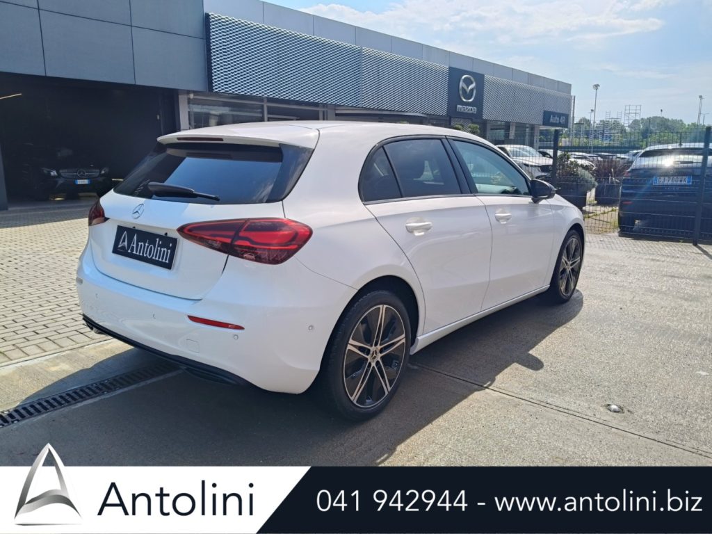 Scopri un'occasione autoMERCEDES-BENZ A 180 Automatic Progressive Advanced "PACK NIGHT"da Antolini Venezia Mestre (VE)