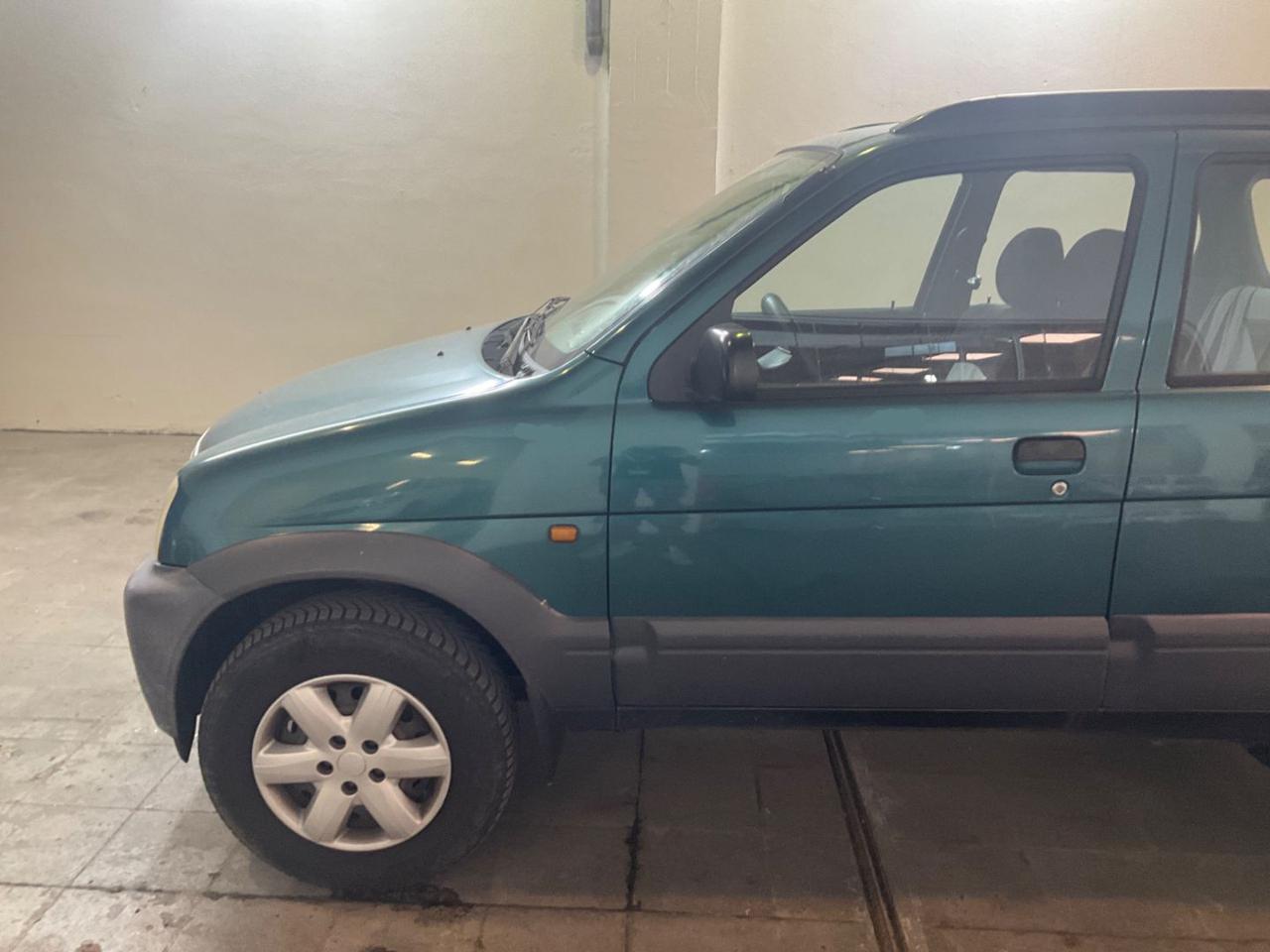 DAIHATSU Terios 1.3i 16V cat 4WD CX - 7