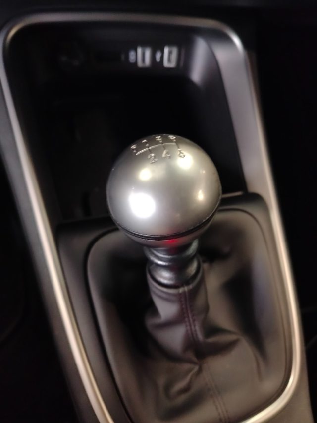 JEEP Avenger — foto 20 di 29