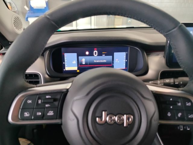 JEEP Avenger — foto 23 di 29