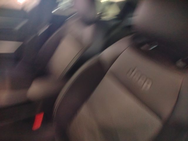 JEEP Avenger — foto 16 di 29