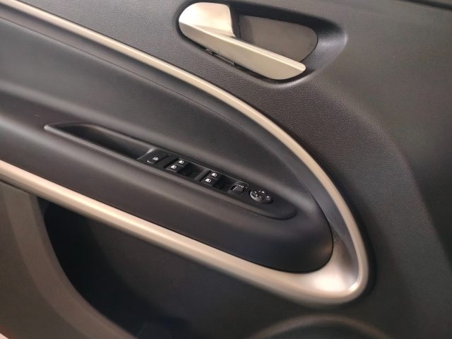 JEEP Avenger — foto 19 di 29