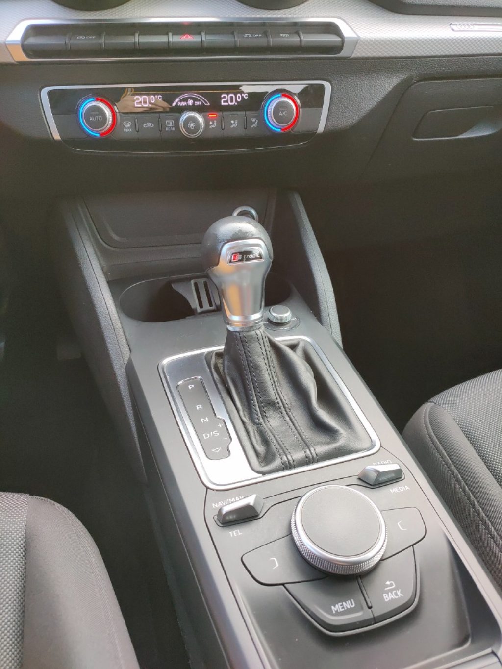 AUDI Q2 30 TDI S Tronic Business Navi Clima Aut. - 10