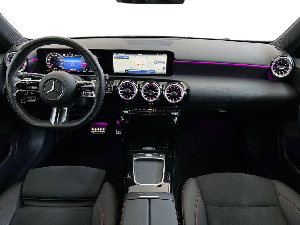 MERCEDES-BENZ A 180 d Automatic AMG Line Advanced Plus - 9