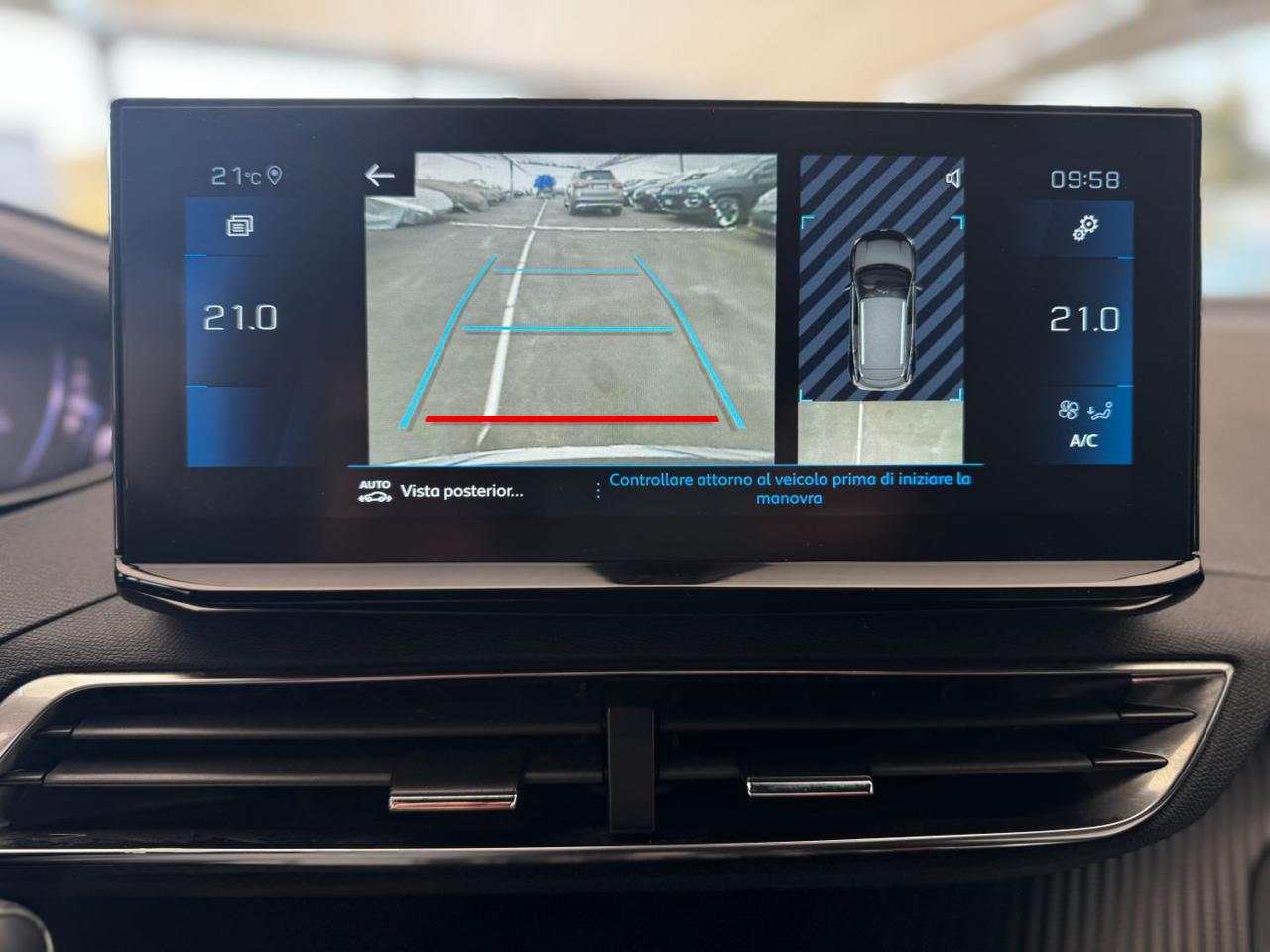 PEUGEOT 3008 BlueHDi 130cv EAT8 Allure Pack - 8