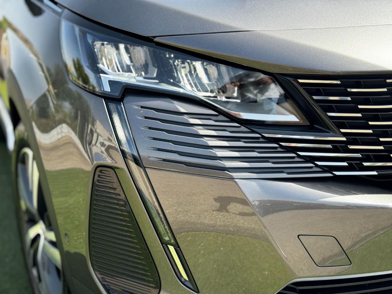 PEUGEOT 3008 BlueHDi 130cv EAT8 Allure Pack - 32