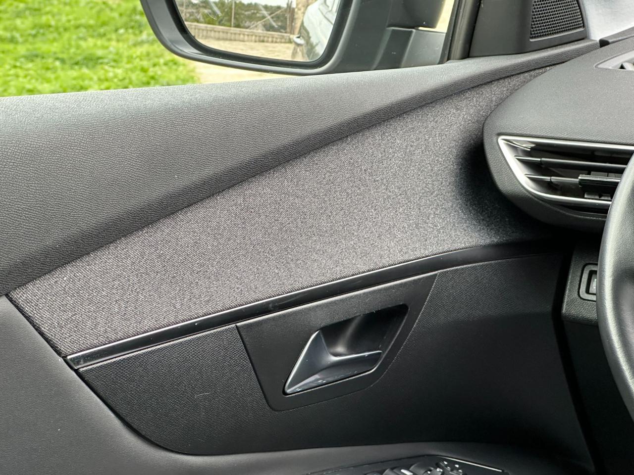 PEUGEOT 3008 BlueHDi 130cv EAT8 Allure Pack - 30