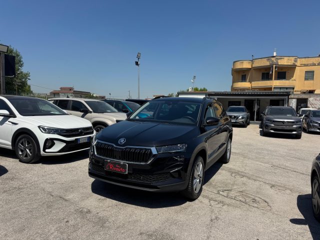SKODA Karoq Nero perlato