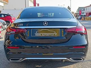 MERCEDES-BENZ E 200 PREMIUM AMG berlina Auto Mild hybrid foto 8