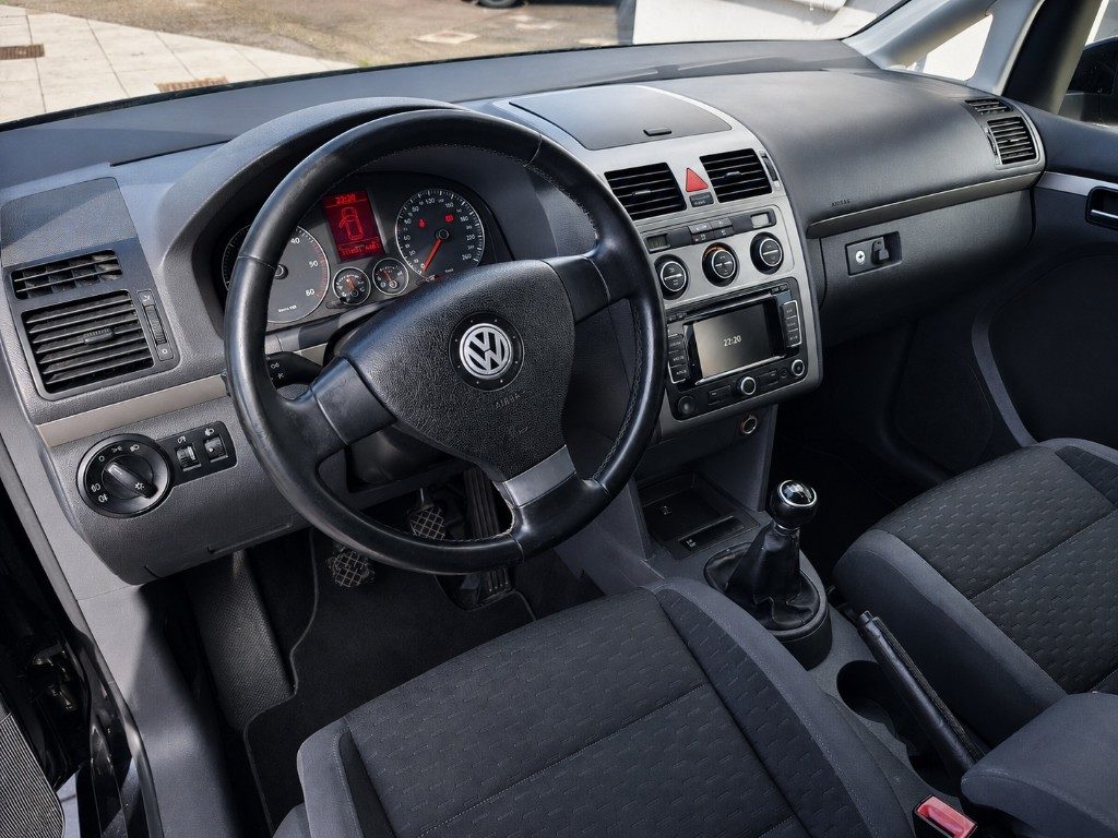 VOLKSWAGEN Touran 1.9 TDI 105CV BMT 7 Posti - 7