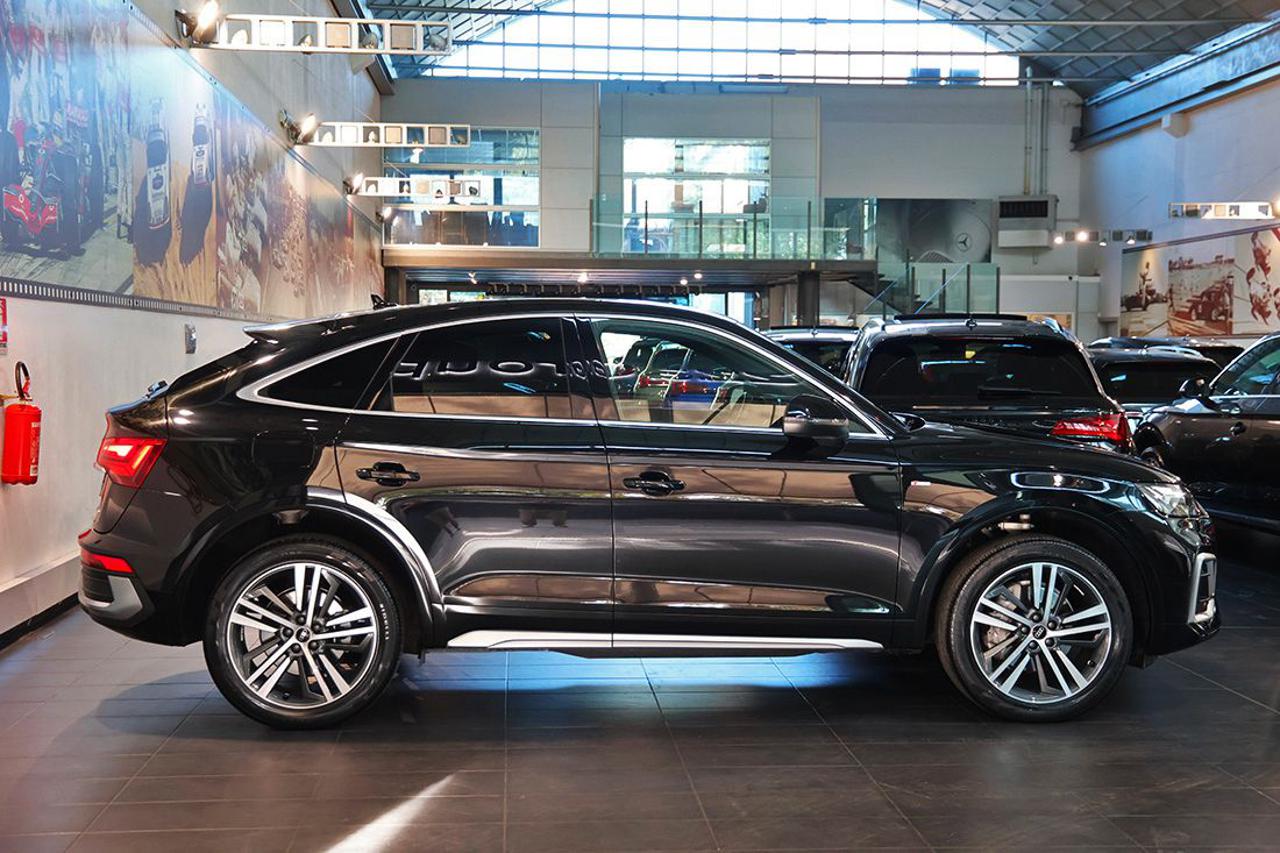 AUDI Q5 40 TDI Sportback Quattro S-Tronic S-Line Plus - 2