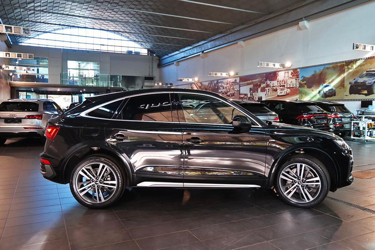 AUDI Q5 40 TDI Sportback Quattro S-Tronic S-Line Plus - 10