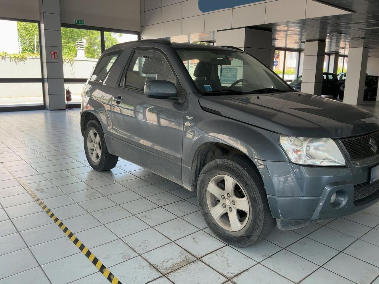 SUZUKI Grand Vitara 1.9 DDiS 3 porte - 3