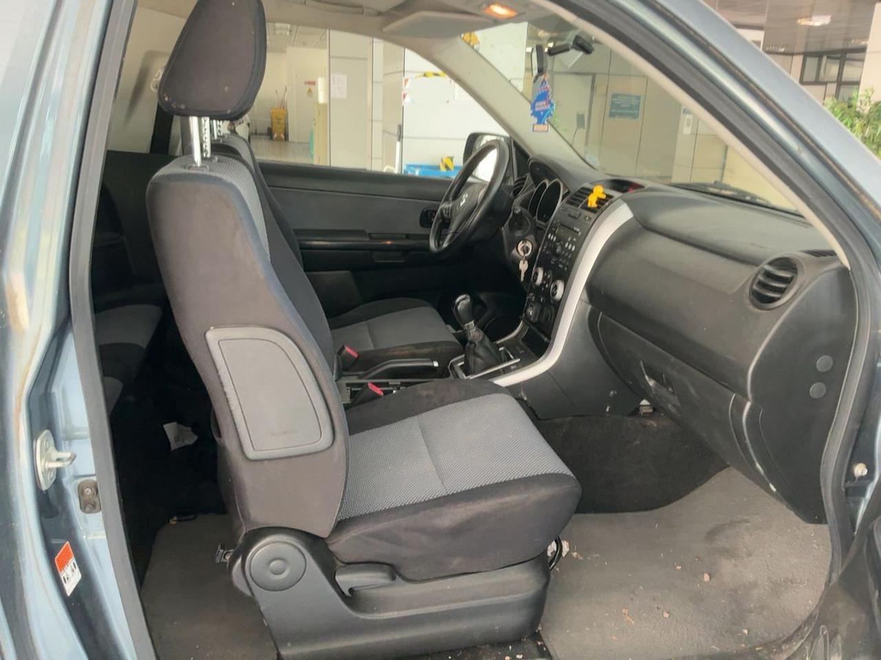 SUZUKI Grand Vitara 1.9 DDiS 3 porte - 12