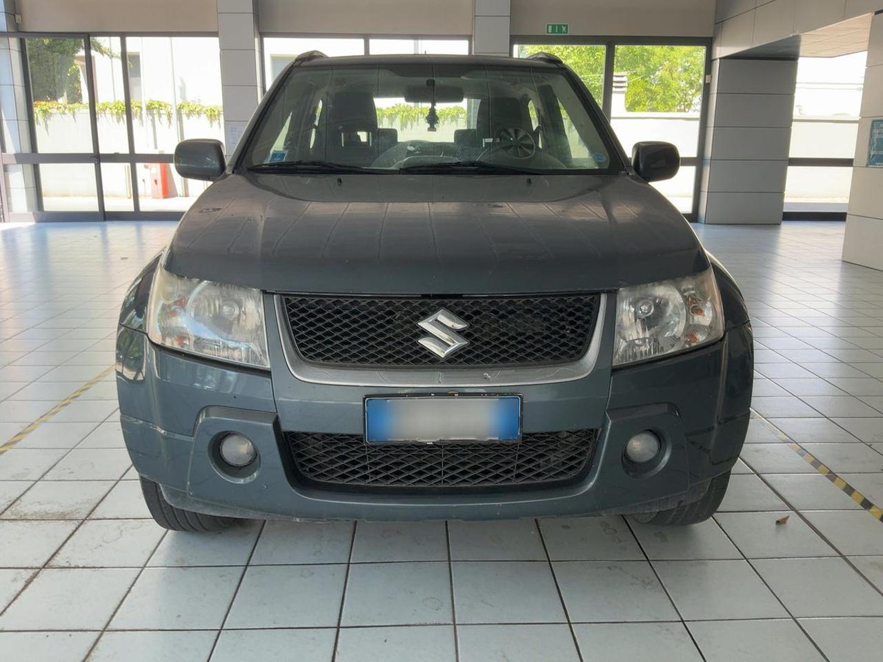 SUZUKI Grand Vitara 1.9 DDiS 3 porte - 2
