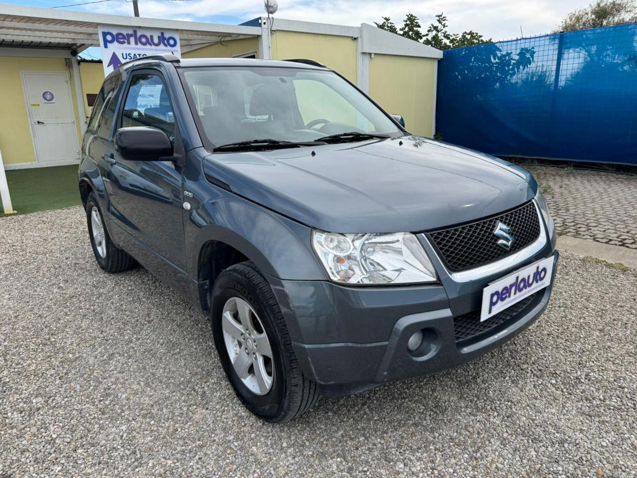 SUZUKI Grand Vitara 1.9 DDiS 3 porte - 2